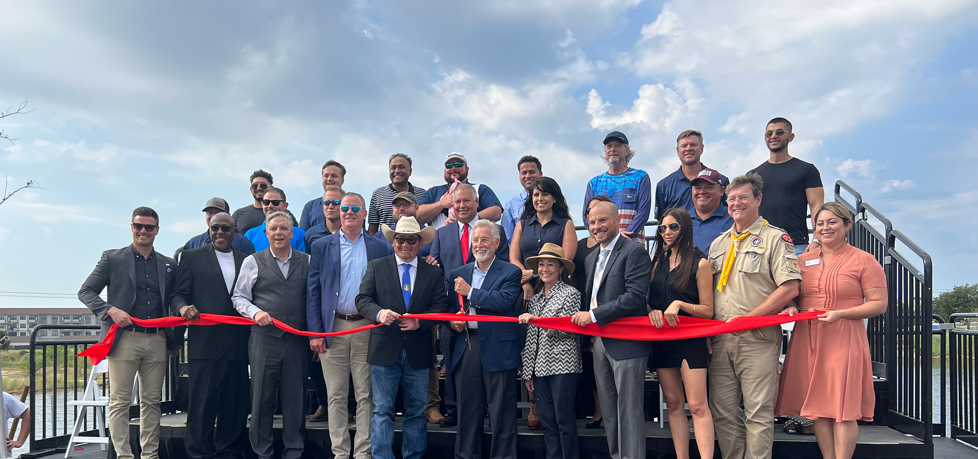 City of Kyle poses for ribbon cutting