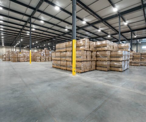 warehouse with 38-foot clear height
